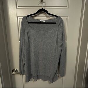 DKNYC Heather Gray Knit Top